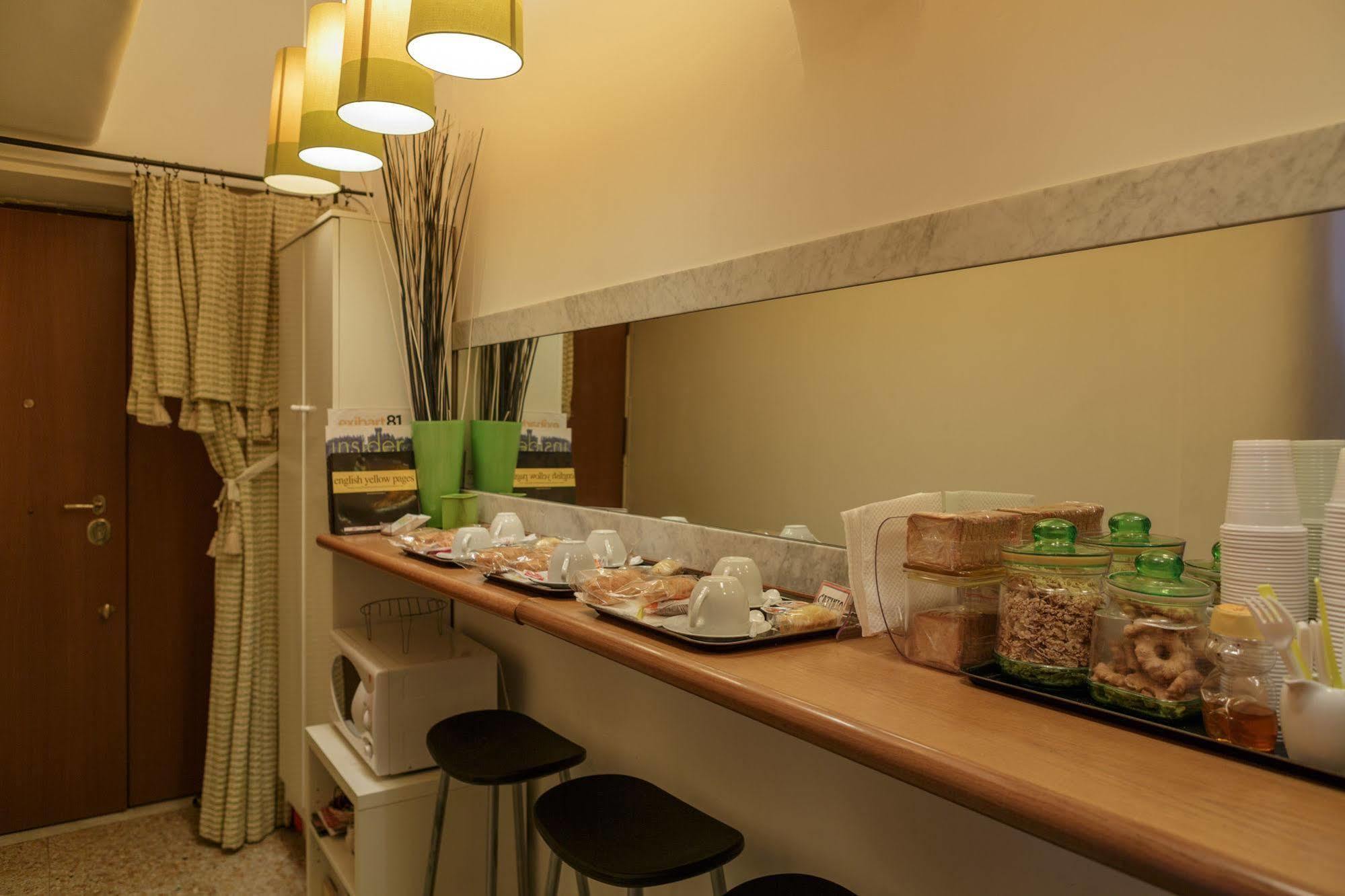 Domus Manlii B&B Roma Ngoại thất bức ảnh
